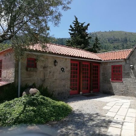 Casa Do Silverio Santa Cruz do Douro Luaran gambar