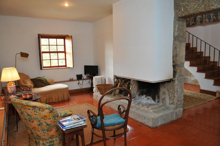 Casa Do Silverio Santa Cruz do Douro Luaran gambar